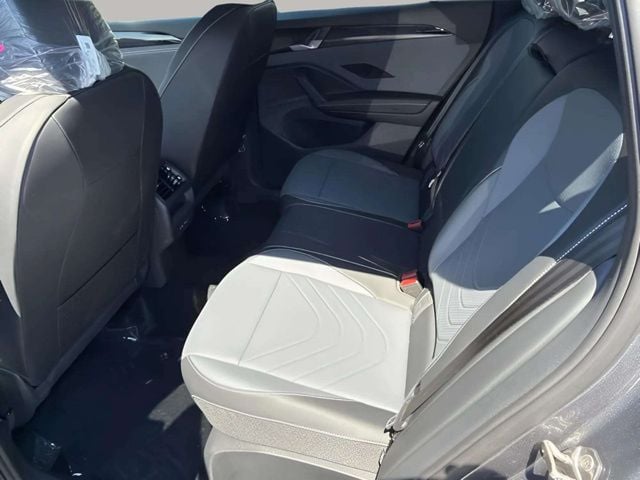 New 2026 Volkswagen Tiguan 2.0T SE R-Line Black - photo - 6