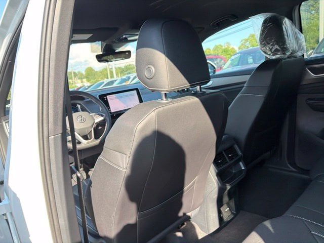 New 2026 Volkswagen Atlas Cross Sport 2.0T SE w/Technology - photo - 6