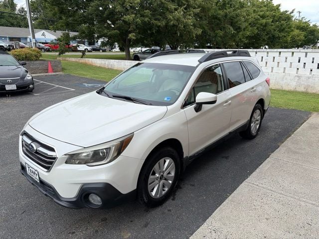 Pre-Owned 2018 Subaru Outback 2.5i Premium - photo - 2