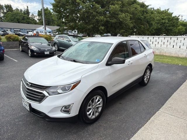Pre-Owned 2021 Chevrolet Equinox LS - photo - 1