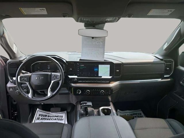 Pre-Owned 2024 Chevrolet Silverado 1500 LT Trail Boss - photo - 9