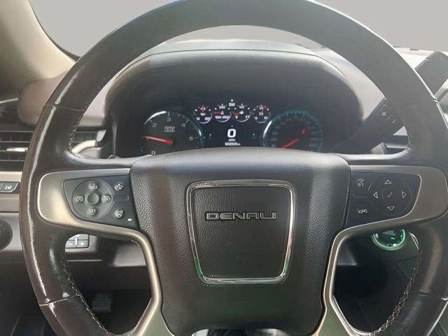 Pre-Owned 2019 GMC Yukon XL Denali - photo - 16