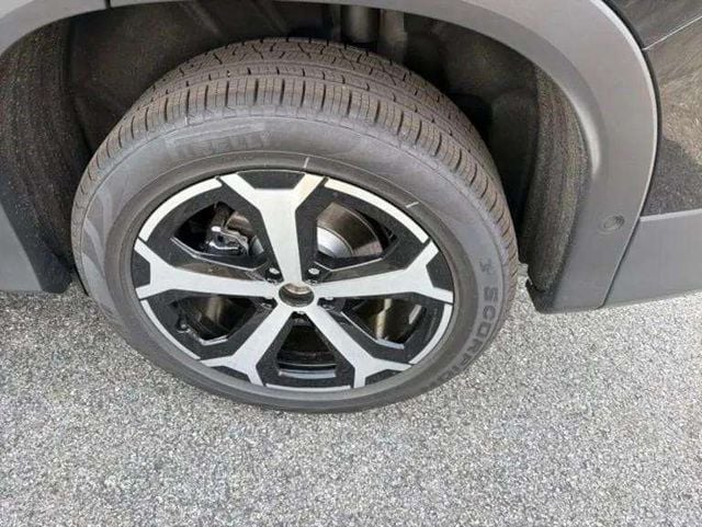 New 2026 Volkswagen Tiguan 2.0T SE - photo - 10