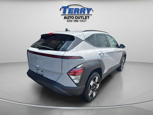 Pre-Owned 2025 Hyundai Kona SEL - photo - 5