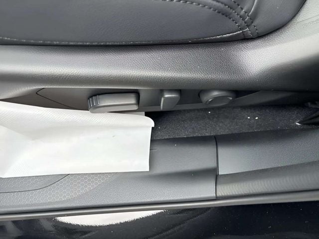 New 2026 Subaru Outback Premium - photo - 38