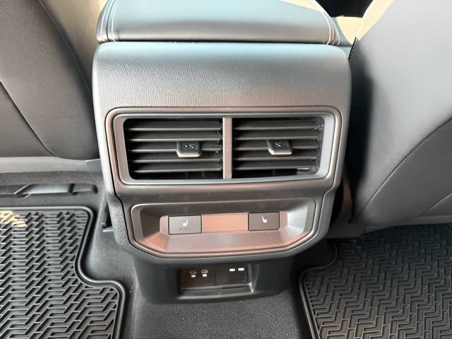 New 2026 Volkswagen Atlas Cross Sport SEL R-Line Black - photo - 7