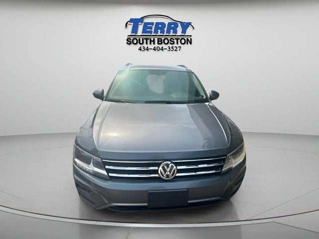 Pre-Owned 2020 Volkswagen Tiguan 2.0T SE - photo - 1