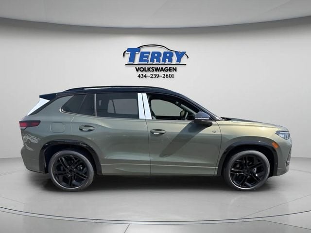 New 2026 Volkswagen Tiguan 2.0T SE R-Line Black - photo - 0