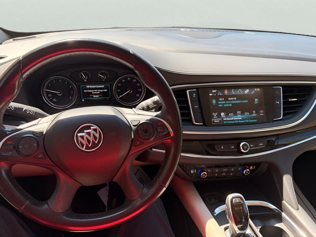 Pre-Owned 2018 Buick Enclave Essence - photo - 11