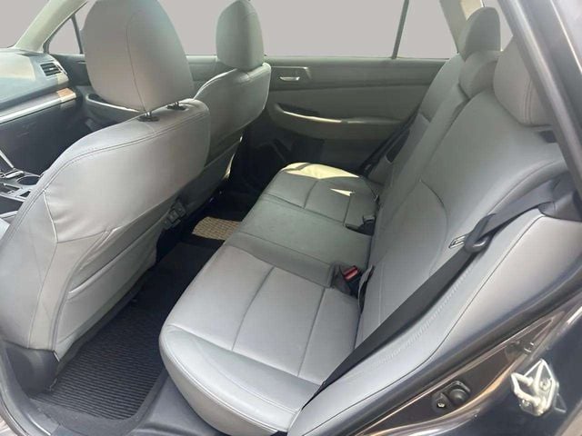 Pre-Owned 2019 Subaru Outback 2.5i - photo - 14