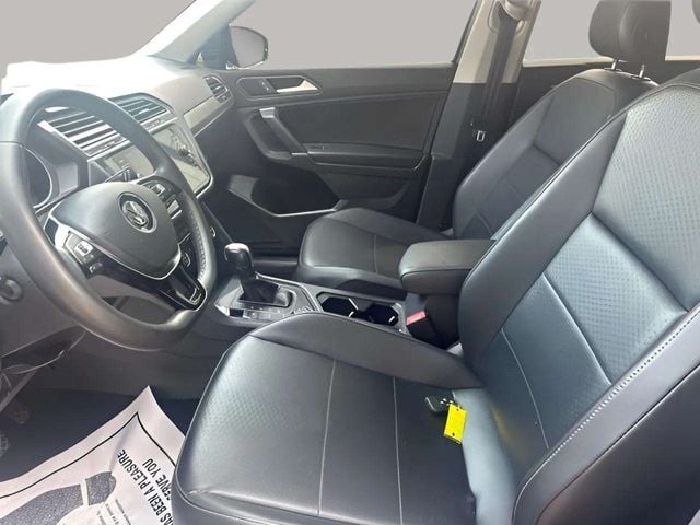 Pre-Owned 2020 Volkswagen Tiguan 2.0T SE - photo - 8