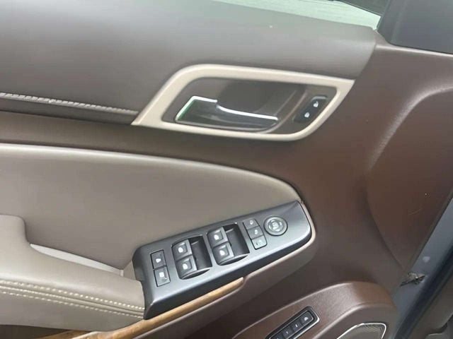 Pre-Owned 2019 GMC Yukon XL Denali - photo - 11
