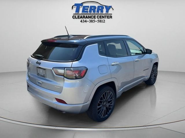 Pre-Owned 2022 Jeep Compass Limited - photo - 4