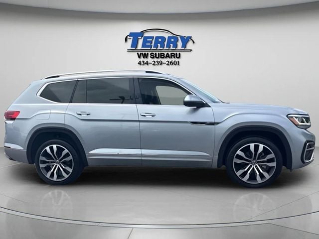 Pre-Owned 2023 Volkswagen Atlas 3.6L V6 SEL Premium R-Line - photo - 0