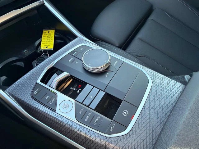 Pre-Owned 2024 BMW 3 Series 330i xDrive - photo - 6