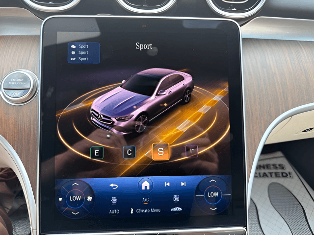 Pre-Owned 2025 Mercedes-Benz C-Class C 300 - photo - 23