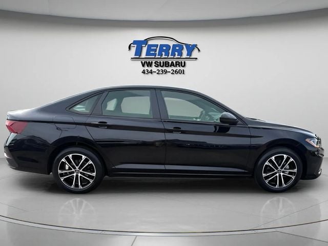 Pre-Owned 2025 Volkswagen Jetta 1.5T Sport - photo - 0