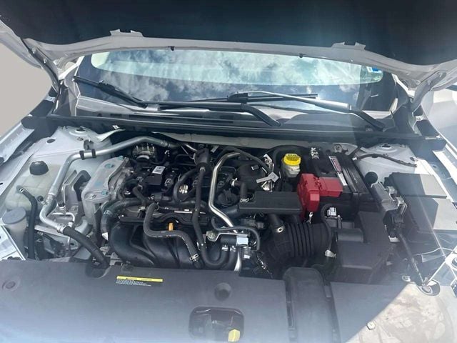 Pre-Owned 2024 Nissan Sentra SV - photo - 9