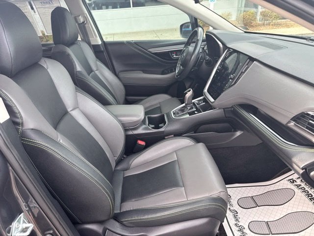 Pre-Owned 2024 Subaru Outback Onyx Edition - photo - 16