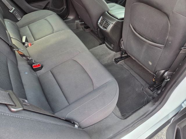 Pre-Owned 2024 Chevrolet Malibu LT - photo - 9