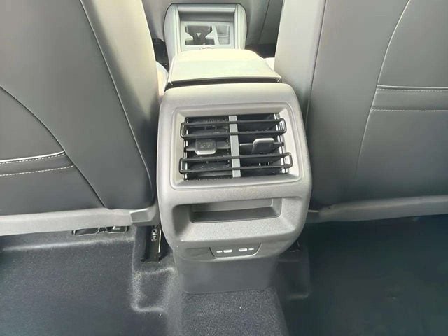 New 2026 Volkswagen Tiguan 2.0T SE R-Line Black - photo - 7