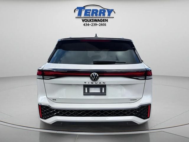 New 2026 Volkswagen Tiguan 2.0T SE R-Line Black - photo - 2