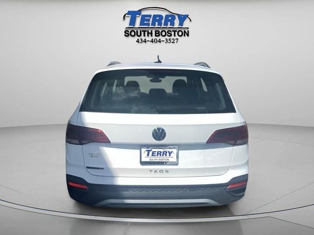 Pre-Owned 2024 Volkswagen Taos 1.5T S - photo - 2