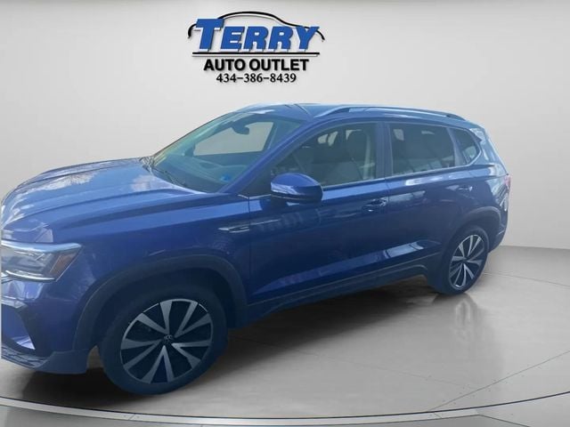 Pre-Owned 2024 Volkswagen Taos 1.5T SE - photo - 2