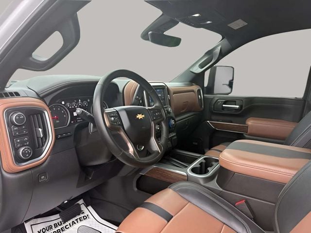 Pre-Owned 2023 Chevrolet Silverado 2500HD High Country - photo - 29