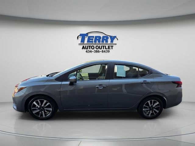 Pre-Owned 2025 Nissan Versa 1.6 SV - photo - 2