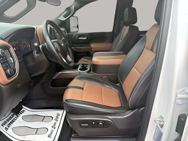 Pre-Owned 2023 Chevrolet Silverado 2500HD High Country - photo - 7