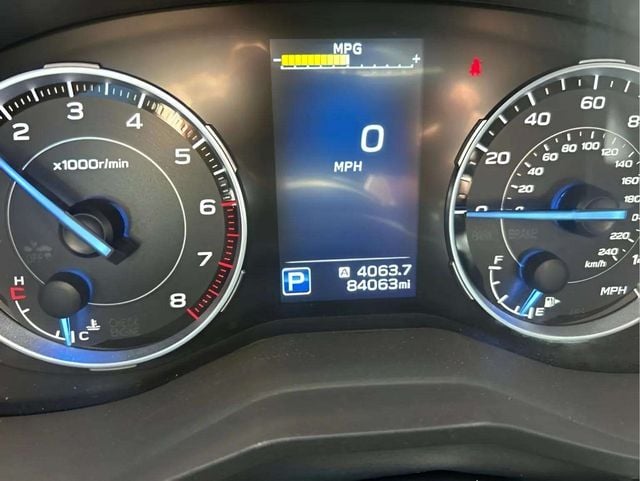 Pre-Owned 2022 Subaru Ascent Limited - photo - 10