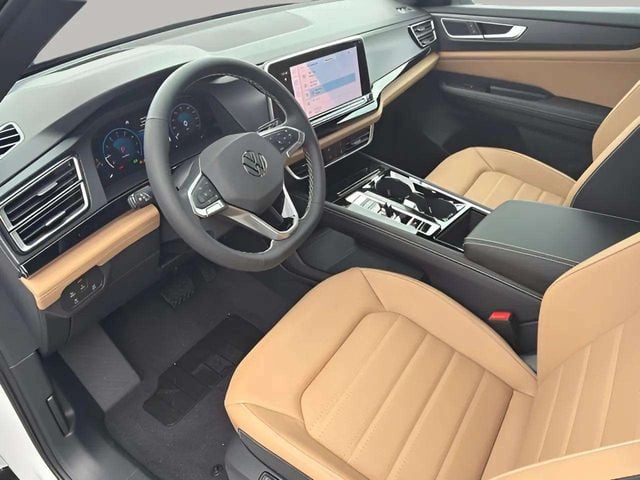 2026 Volkswagen Atlas Cross Sport 2.0T SEL Photo in Lynchburg VA 24502