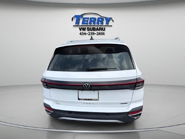 2025 Volkswagen Taos 1.5T SE Photo in Forest VA 24551