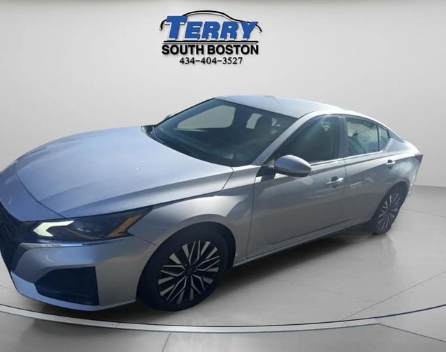 2023 Nissan Altima 2.5 SV Photo in Boston VA 24592