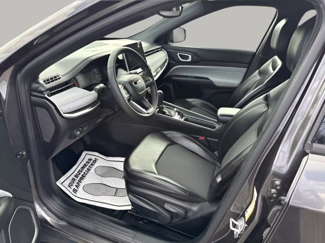 2023 Jeep Compass Latitude Photo in Lynchburg VA 24502