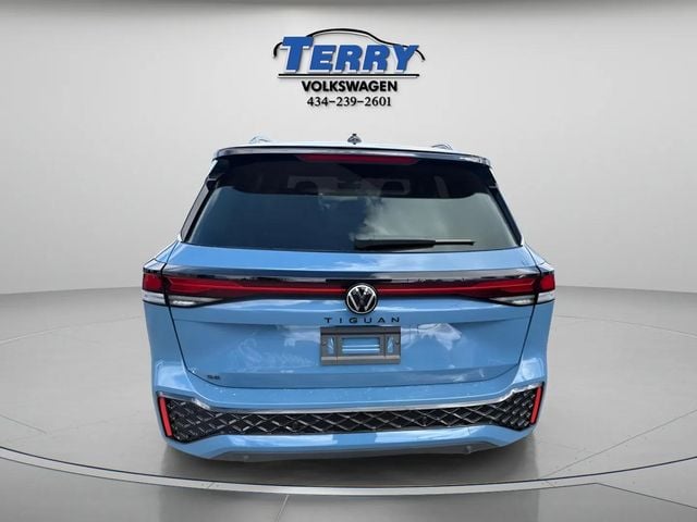 2026 Volkswagen Tiguan 2.0T SE R-Line Black Photo in Lynchburg VA 24502