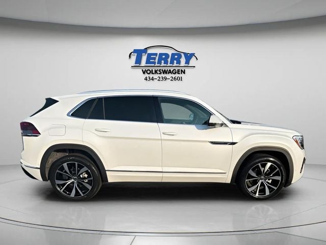2026 Volkswagen Atlas Cross Sport SEL Premium R-Line Photo in Forest VA 24551