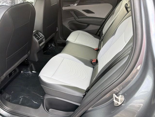 2026 Volkswagen Tiguan 2.0T SE R-Line Black Photo in Lynchburg VA 24502