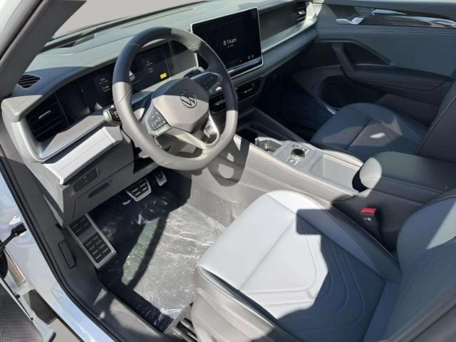 2026 Volkswagen Tiguan 2.0T SE R-Line Black Photo in Lynchburg VA 24502
