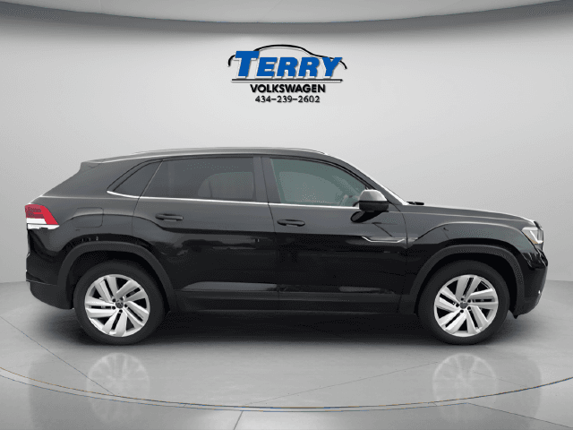 2022 Volkswagen Atlas Cross Sport 3.6L V6 SE w/Technology Photo in Forest VA 24551