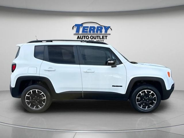 2023 Jeep Renegade Latitude Photo in Lynchburg VA 24502