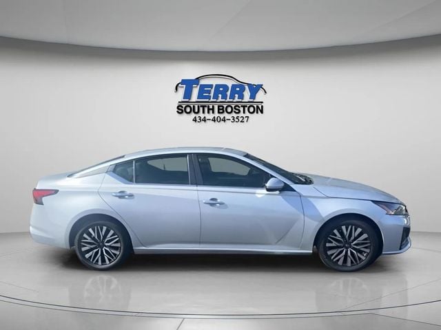 2023 Nissan Altima 2.5 SV Photo in Boston VA 24592