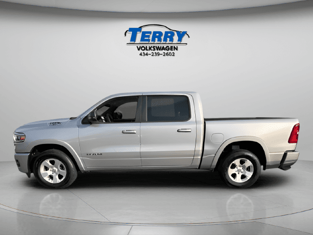 2025 Ram 1500 Big Horn/Lone Star Photo in Forest VA 24551