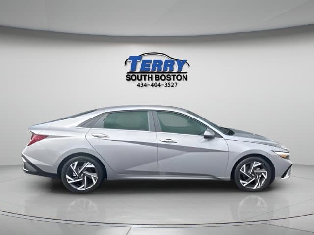 2025 Hyundai Elantra SEL Convenience Photo in Boston VA 24592