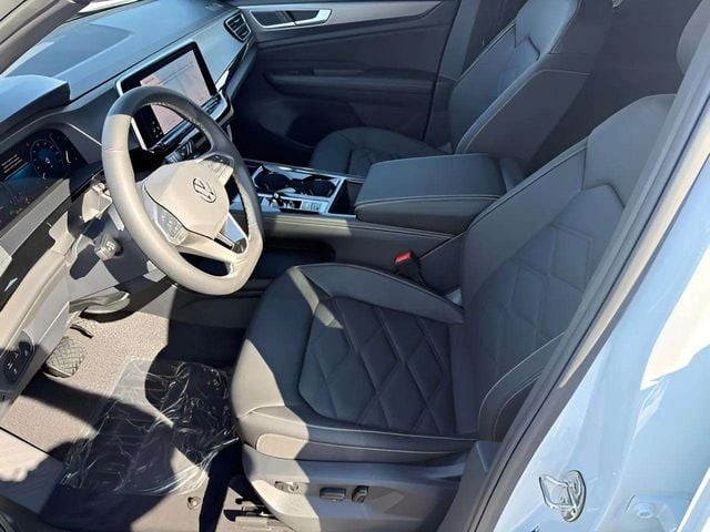2026 Volkswagen Atlas Cross Sport SE w/Technology Photo in Forest VA 24551