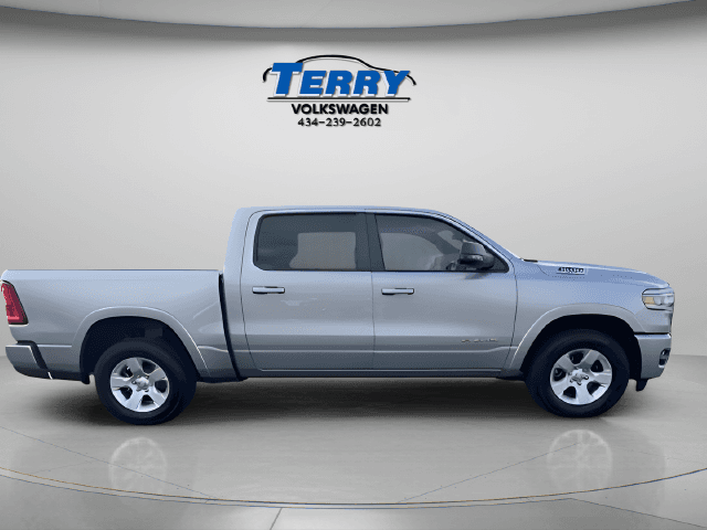 2025 Ram 1500 Big Horn/Lone Star Photo in Forest VA 24551