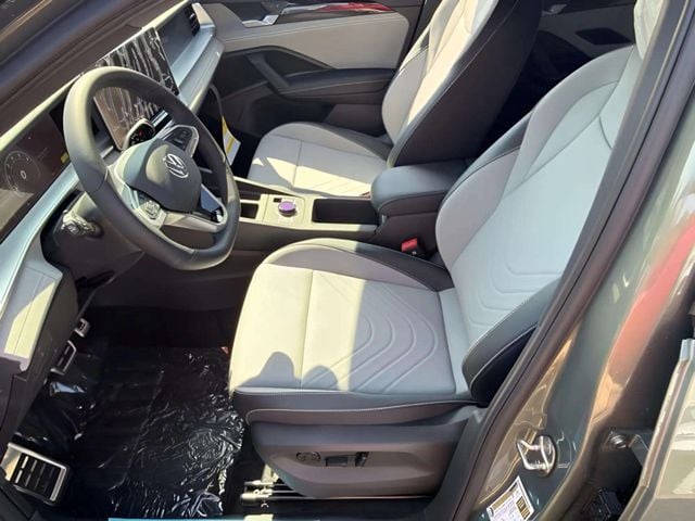 2026 Volkswagen Tiguan 2.0T SE R-Line Black Photo in Lynchburg VA 24502