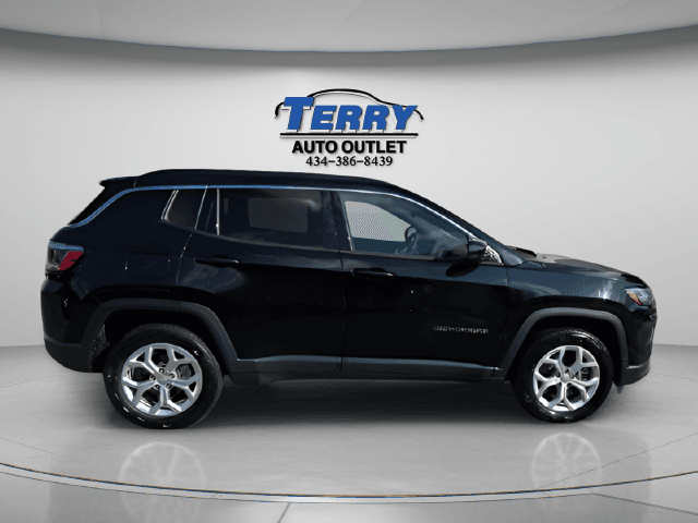 2024 Jeep Compass Latitude Photo in Lynchburg VA 24502