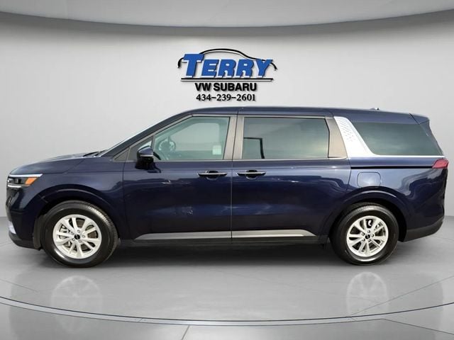 2024 Kia Carnival LX Photo in Lynchburg VA 24502